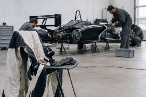 La préparation hivernale d’une équipe de sport automobile : entre logistique et entraînements