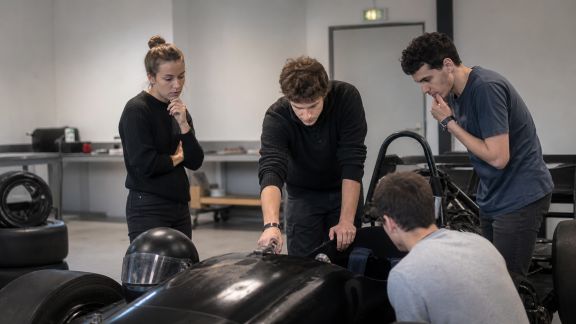 Sport automobile et formation : quelles écoles et parcours en France ?