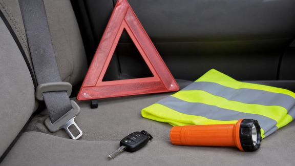 Quels équipements de sécurité vérifier avant chaque trajet