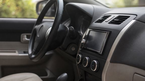 Que couvre vraiment l'assurance auto pour les équipements installés après achat ?
