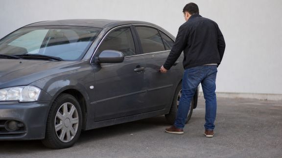Acheter une voiture après une location courte durée : bonne idée ou fausse économie ?