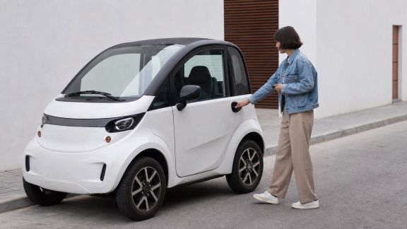 Voiture sans permis : assurance obligatoire et conseils pour économiser