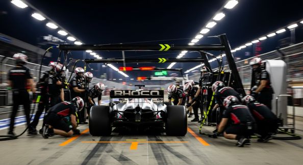 Les enjeux des arrêts au stand dans les courses modernes